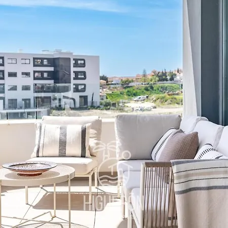 Higueronrentals Casa Alma * פואנגירולה